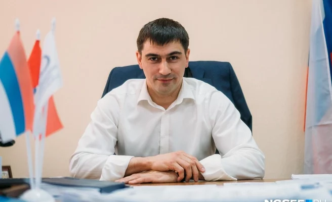 В омгу назвали зарплату ректора замятина и его заместителей