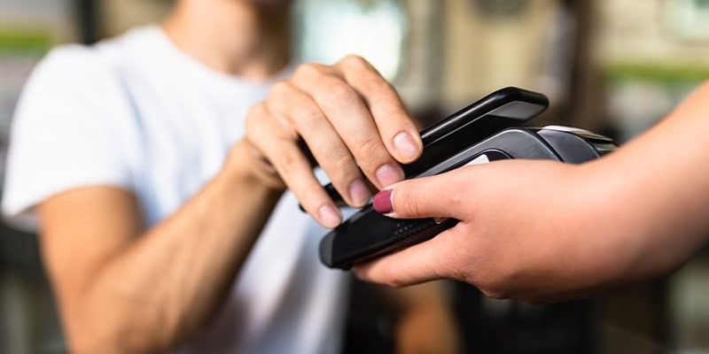 Оплата приложений в google play и app store в россии в 2024 году